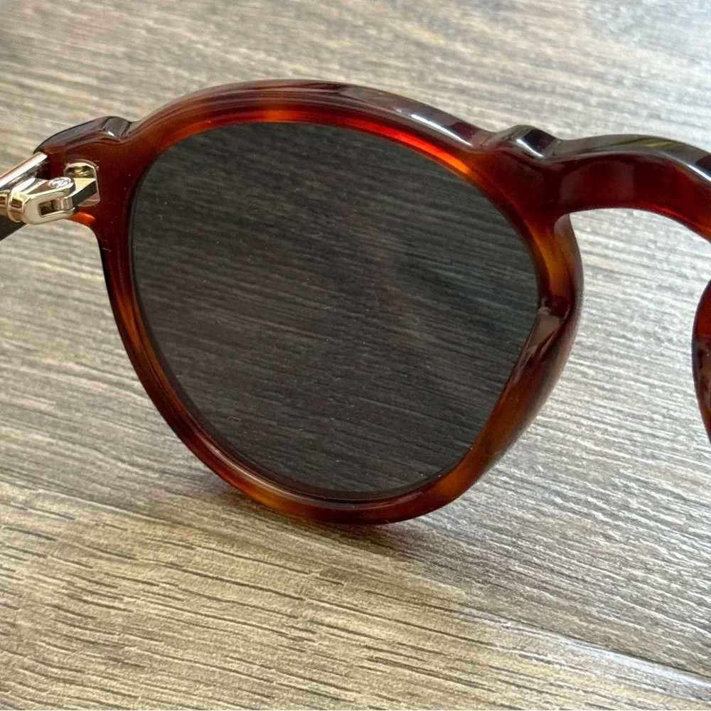 Ottoto Solon Tortois Gold Women Sunglasses 32-001290 / 49-18-145 USED